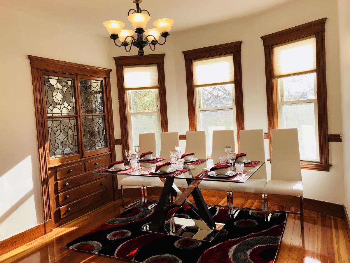 Boston Lodge And Suites ภายนอก รูปภาพ
